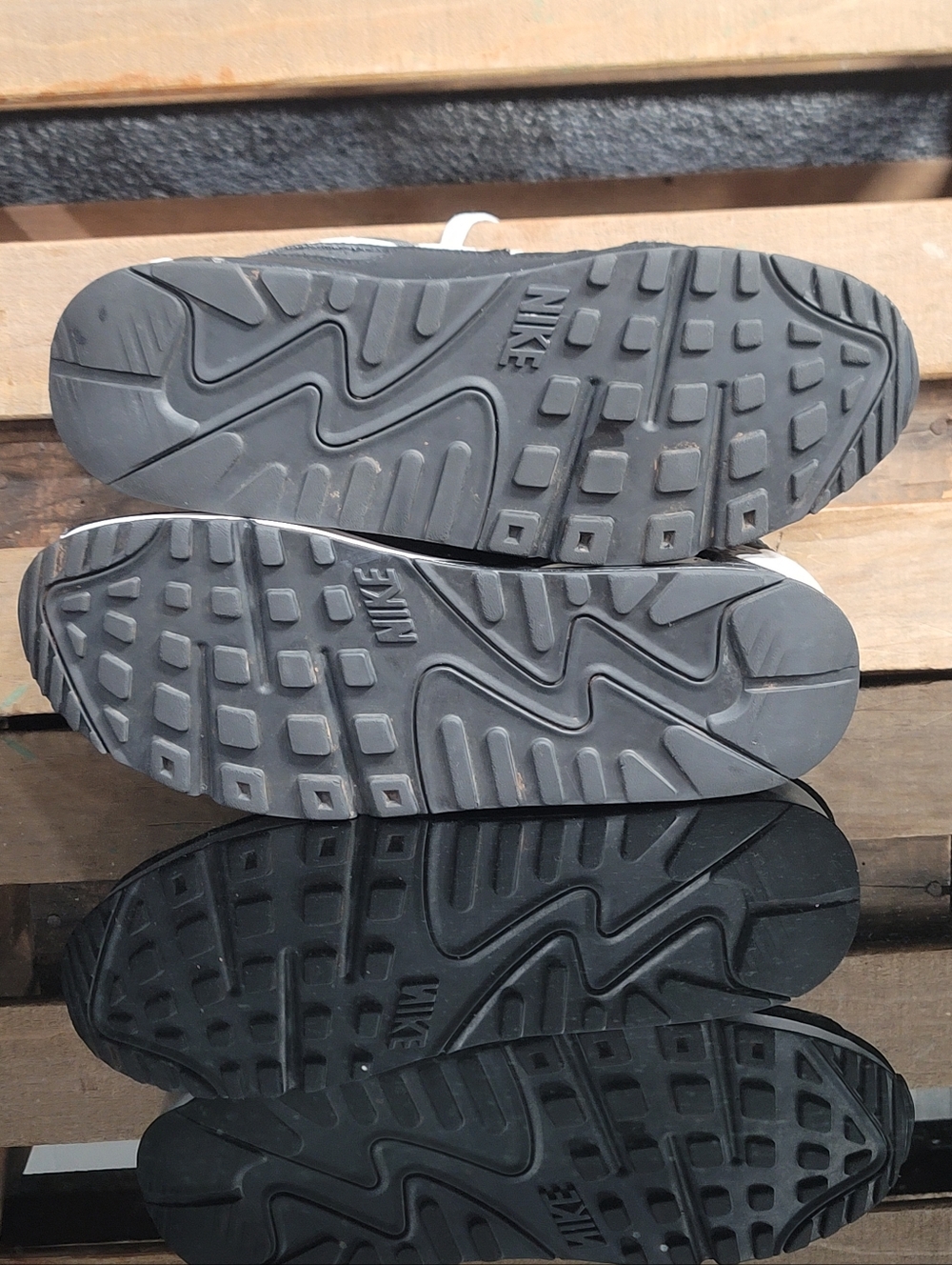 Nike Air Max 90 "Anthracite/iron Grey/White" Mens 9.5 Ships Today - Picture 9 of 15